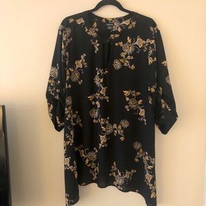 Torrid Size 2 Black and Yellow Floral Blouse